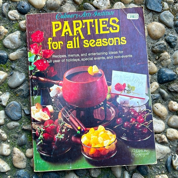 Vintage Other - Vintage Parties For All Seasons CookbookThemed Recipes Menus Entertaining 70s